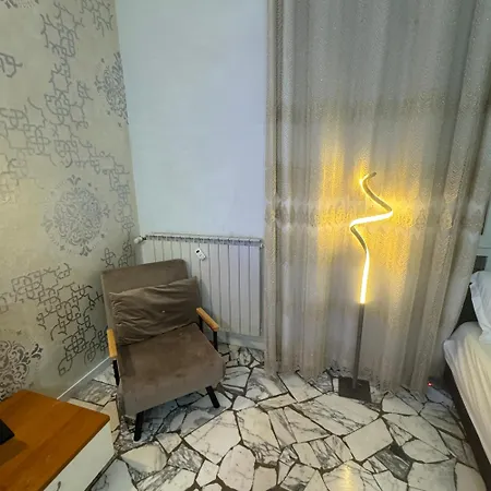 Bed and breakfast Luxury With Balcony