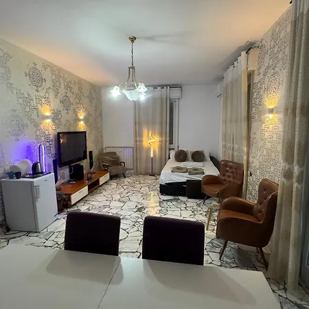 Luxury With Balcony Bed & Breakfast